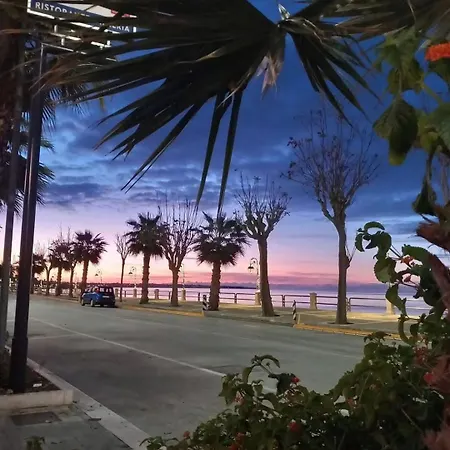 Amanira Boutique Πανσιόν 3*