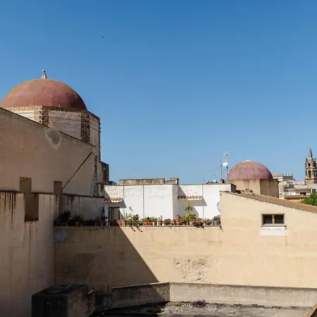 Πανσιόν Amanira Boutique Mazara del Vallo